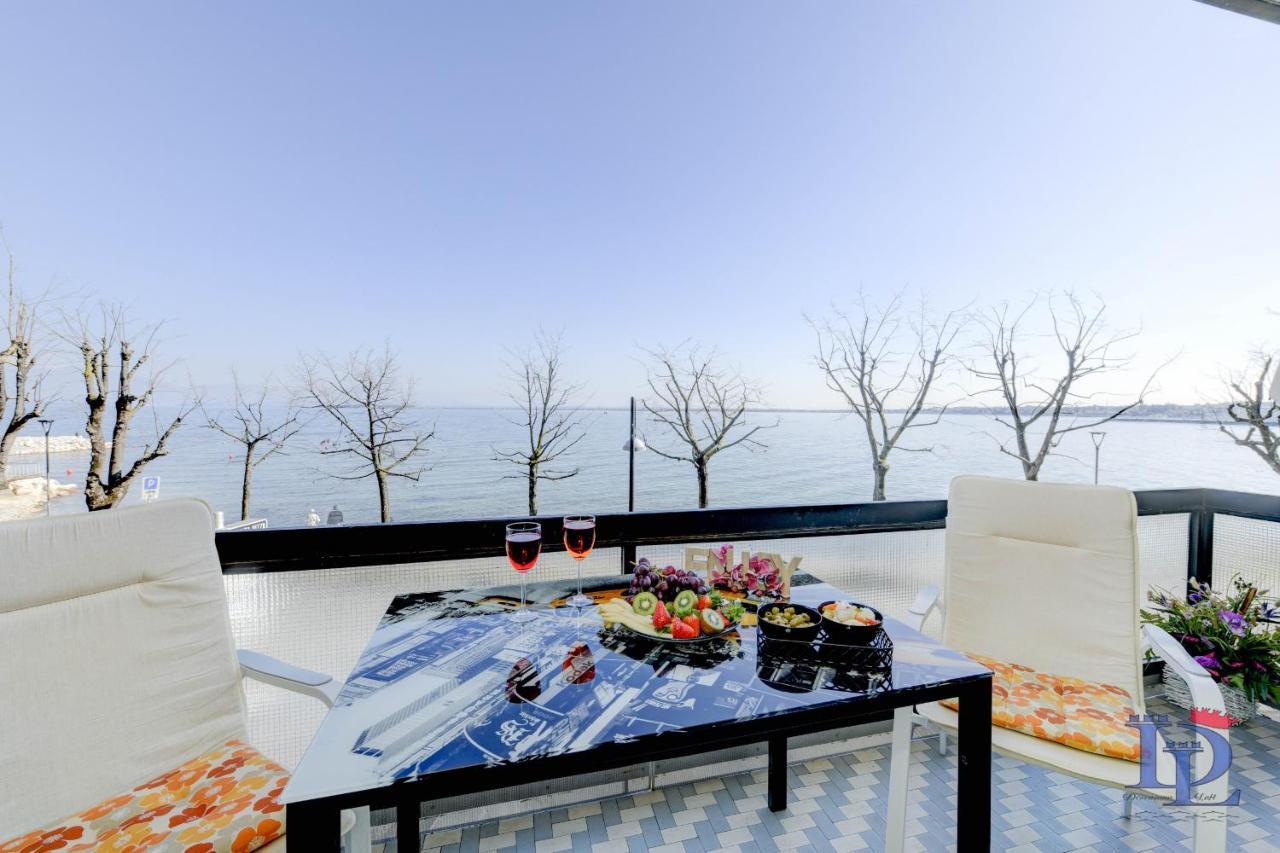 Desenzanoloft Official Partner Marriott Homes & Villas - Charming On The Lake Front Lake 데센자노델가르다 외부 사진