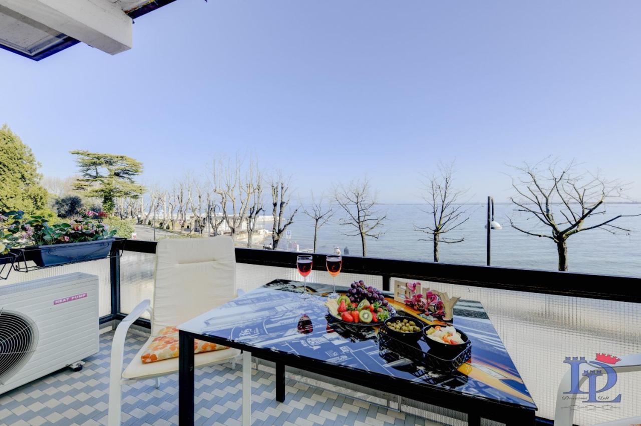 Desenzanoloft Official Partner Marriott Homes & Villas - Charming On The Lake Front Lake 데센자노델가르다 외부 사진