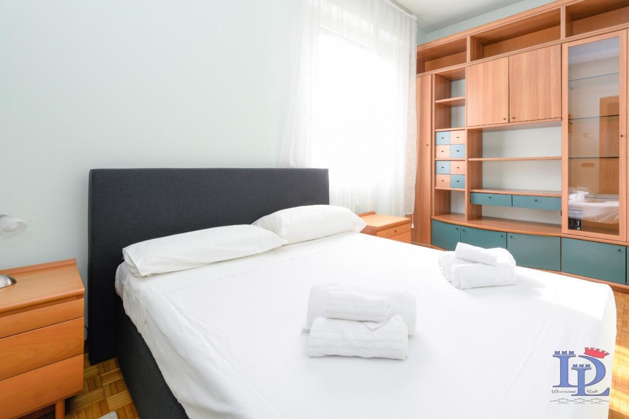 Desenzanoloft Official Partner Marriott Homes & Villas - Charming On The Lake Front Lake 데센자노델가르다 외부 사진